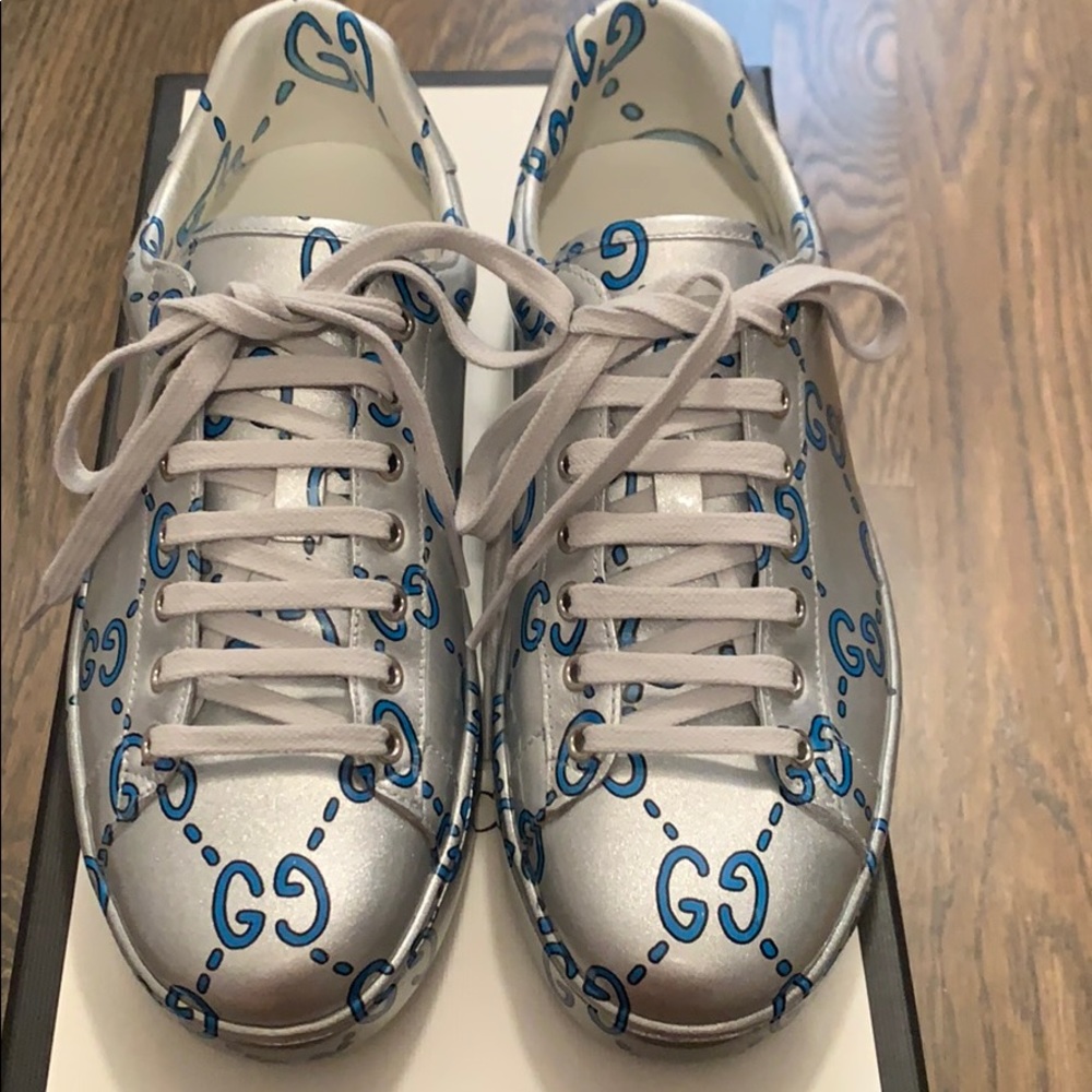 Gucci sneakers - brand new!!